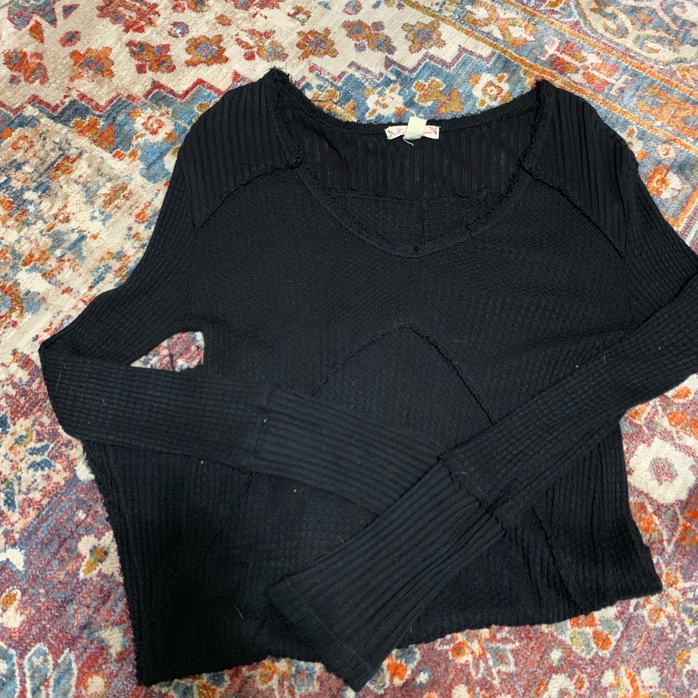 Long sleeve black shirt